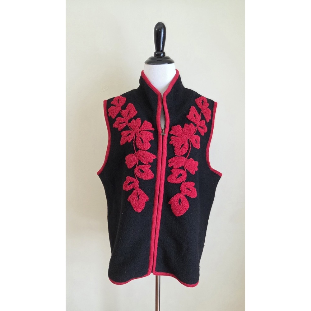 Vtg Tally Ho Wool Sweater Vest‎ Black Red Floral Detail L Cottagecore